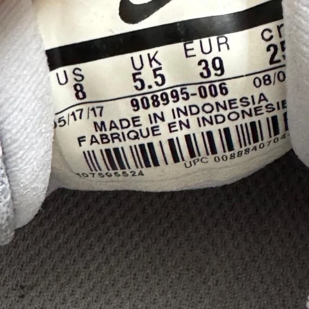 Nike Flex Contact Women's Running Shoes‎ 908995-006 Grey Gold Size Size 8